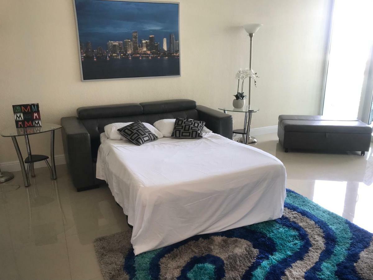 Ferienwohnung The Thides Hollywood Exterior foto